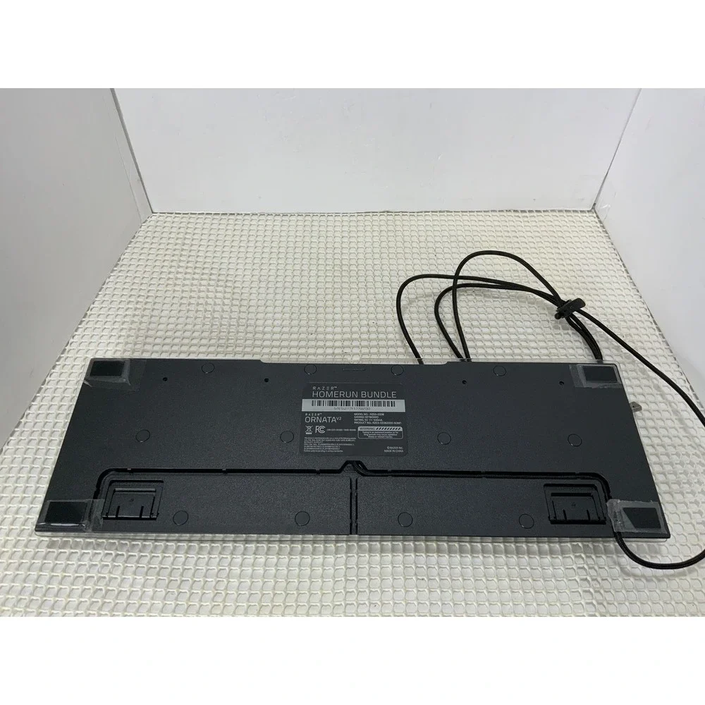 Razer Ornata V2 Gaming Keyboard and DeathAdder V2 Gaming Mouse Black EUC‎